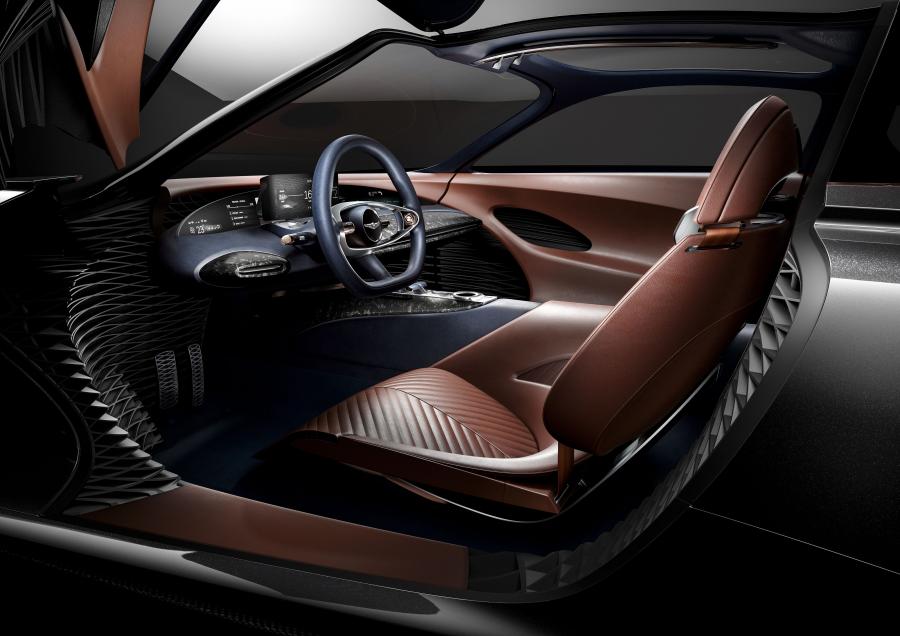 Интерьер Genesis Essentia Concept 2018 года  (фото 12 из 30)